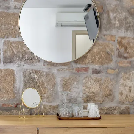 Inmotion Luxury * ספליט