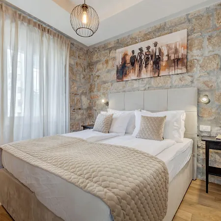 Inmotion Luxury Apartmán *