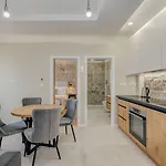 Inmotion Luxury